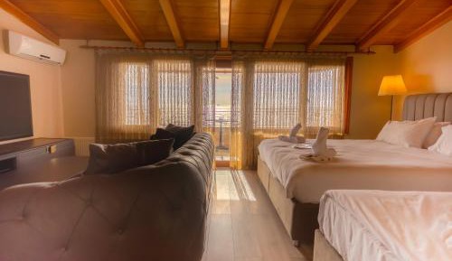 Suite with Spa bath and Sea View 