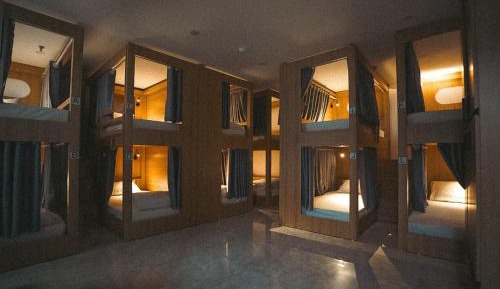 Bed in 10-Bed Mixed Dormitory Room