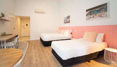 Twin Terrace Room - No Pets