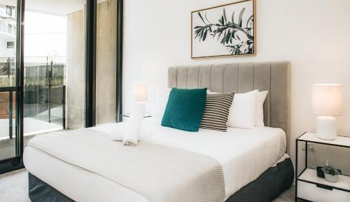 One Bedroom Apartment With Parking