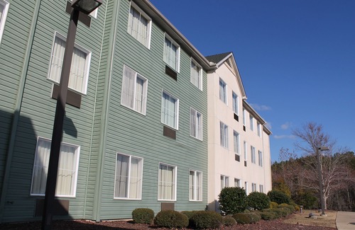 Vance Hotel | Greystone Inn & Suites