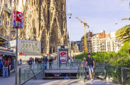 La Sagrada Familia Hotel | Apart-Suites Hostemplo