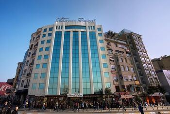 Gumussuyu Mahallesi Hotel | Taksim Square Hotel