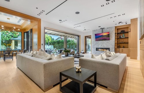 Encino House | Haskell - Modern Farmhouse in the Heart of Encino