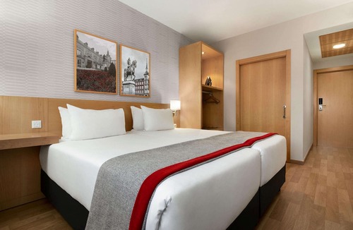 Getafe Hotel | Ramada by Wyndham Madrid Getafe