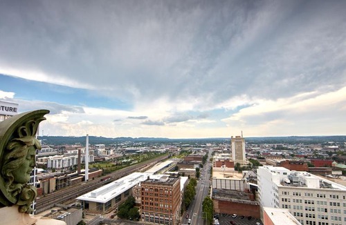 Central City Hotel | Elyton Hotel, Autograph Collection by Marriott