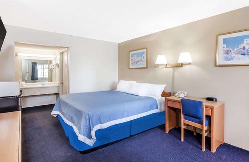 Barstow Hotel | Days Inn by Wyndham Barstow