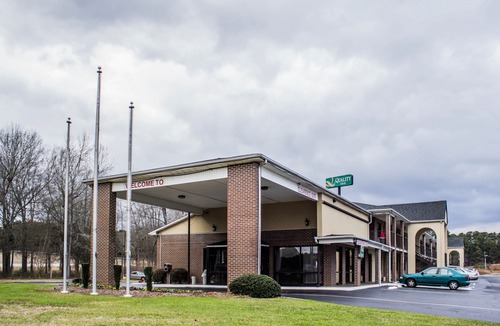 Kenly Hotel | Quality Inn Kenly I-95