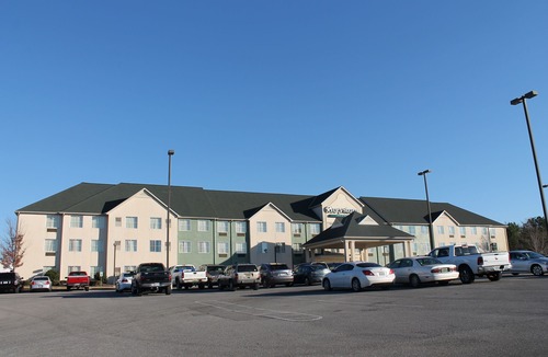 Vance Hotel | Greystone Inn & Suites