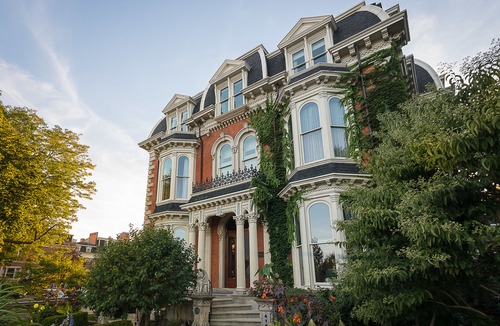 Downtown Buffalo Hotel | The Mansion on Delaware Avenue