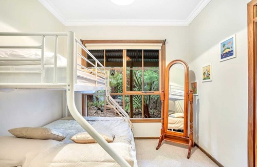 Mount Dandenong House | Weddings. Events. Art & Healing Retreats. 7 Acre Rain Forest Paradise.