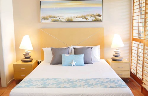 Airlie Beach Apartment | Spa Haven 17B