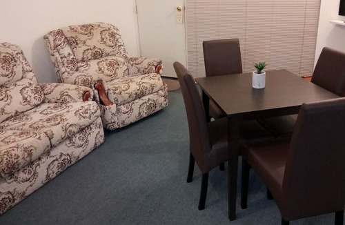 Mount Muirhead Hotel | Millicent Motel