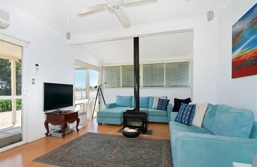 Sellicks Beach House | Boat House
