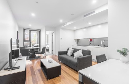 Braddon Apartment | Serain Residences Canberra Centre