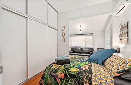 North Booval House | 3 Bedroom Queensland House in Ipswich