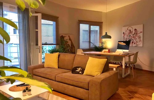 Karsiyaka Condo | Sea view and central