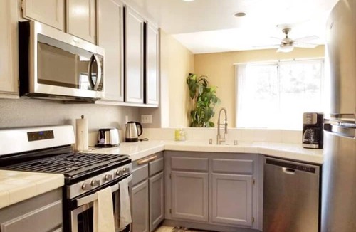Tustin House | 15 MIN TO DISNEY 3 bedroom luxury home near Irvine