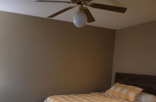 Selma House | Cozy Townhome close to historic downtown