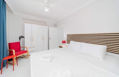 Altnkum Mahallesi Apartment | Cozy Flat w Garden 5 min to Beach in Antalya