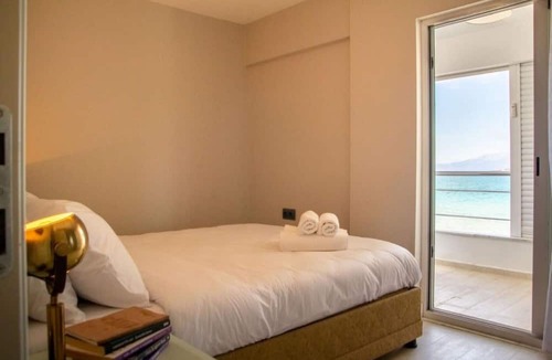 Ilica Apartment | Apartment with Amazing View near Beach in Cesme