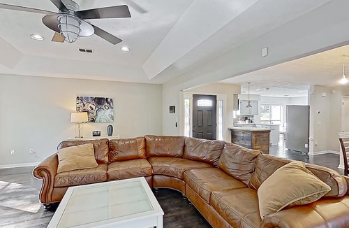 Gunter Afs House | Gorgeous pond view home with two porches, streaming, & W/D - great location