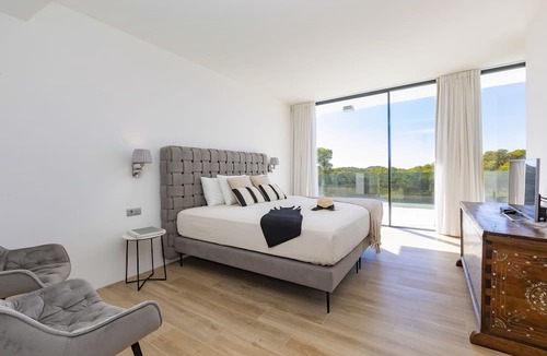 Sant Antoni de Portmany Villa | Villa near Cala Salada, sleeps 10