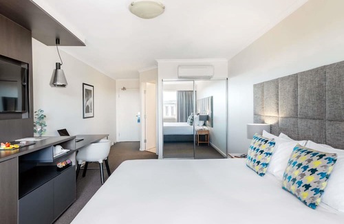 Braddon Hotel | Mantra on Northbourne Canberra
