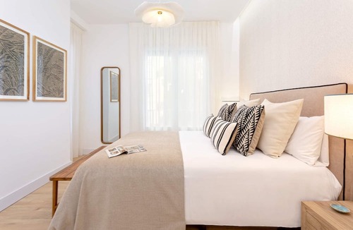 Ensanche Centro Apartment | Genteel Home Soho - Three Bedroom Apartment, Sleeps 4