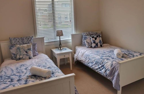 Cowes House | Seafoam @ Cowes, Phillip Island