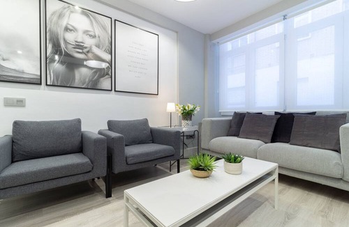 Ensanche Centro Apartment | XPCE SOHO MALAGA REFURBISHED APARTMENT IN TRENDY NEIGHBORHOOD