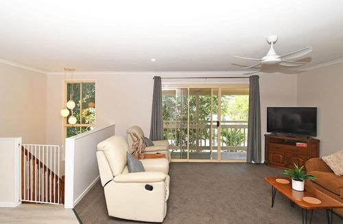 Toogoom House | Kingfisher by the Sea