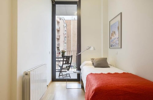 el Fort Pienc Apartment | Rooftop Pools Apartment, by Old Town!
