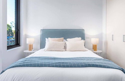 Kensington Apartment | Modern Living Close to Centennial Park