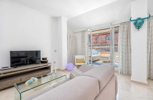 Ensanche Centro Apartment | San Lorenzo - Holiday home in Malaga