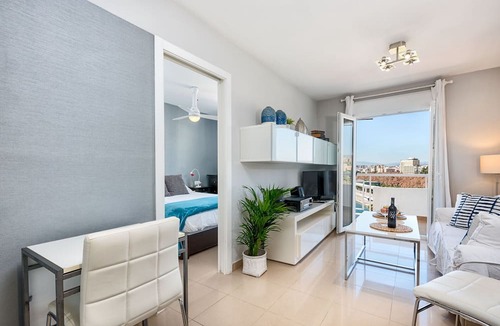 La Malagueta Apartment | Susana - Holiday home in Malaga