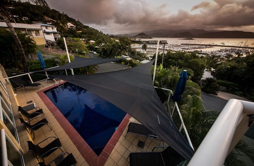 Airlie Beach Apartment | Sunlit Waters Studio Apartments