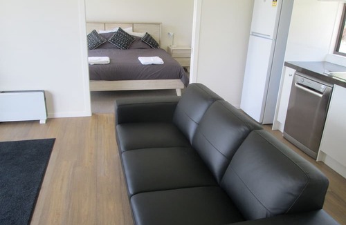 Ballandean Cabin | Clever Kid Wines