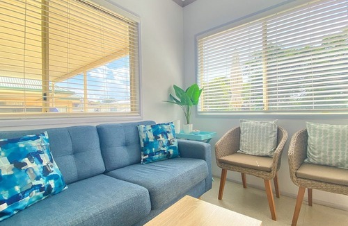 Traviston Villa | San Marco Villa 3 - Burrum Heads - Beachfront - 2BR - Pool