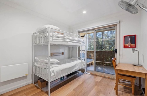 Watson Apartment | 3-Bed Apartment in Holiday Style Resort with Pool