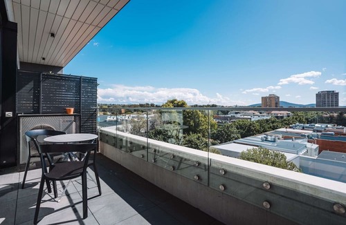 Kingston Apartment | Perfect Located 1-Bed with Great Views