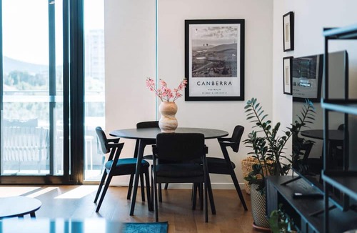 Kingston Apartment | Perfect Located 1-Bed with Great Views