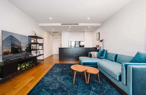 Kingston Apartment | Perfect Located 1-Bed with Great Views