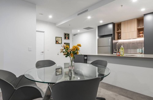 Phillip Apartment | Cloud Nine in Phillip Pool, Gym, Cinema ,Carpark