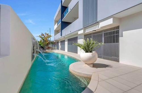 Cairns North Apartment | Coastal 2-Bed with Parking & Pool by the Ocean