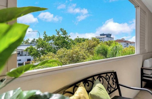 Cairns North Apartment | The Edge—Steps to Cairns Esplanade Frontage