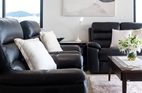 Cairns North Apartment | Belle Escapes 101 Rydges Plaza Esplanade with Panoramic Ocean Views