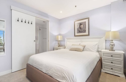 Glenelg Apartment | Belle Escapes - Bay View Lookout