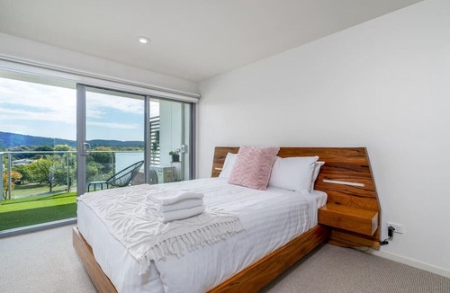 Braddon Apartment | Impeccable Apt in the Heart of Canberra