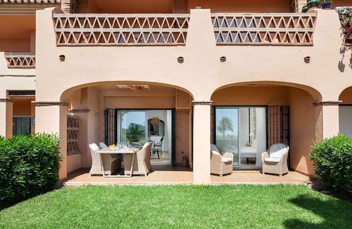 El Faro Apartment | Mijas Breathtaking Infinity Sea Views by Alfresco Stays